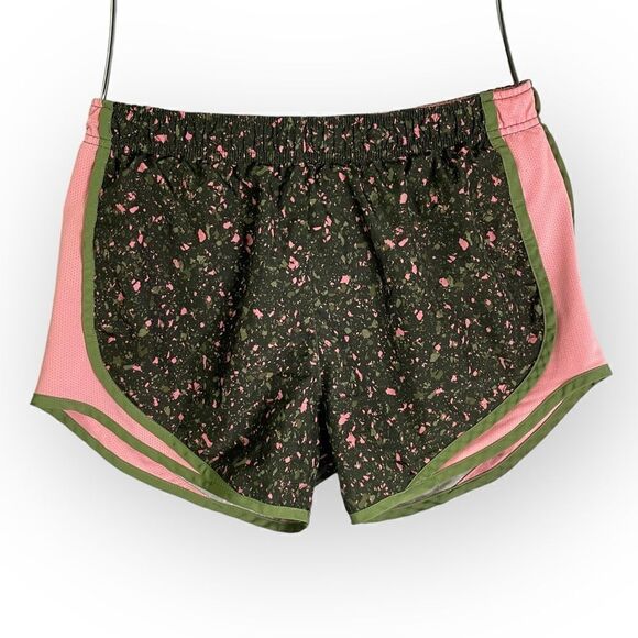 Nike Dri Fit Paint Splatter/Camo Look Tempo Shorts Women Pink Green - Picture 1 of 9